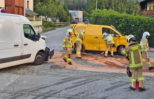 VU-Fahrbahn-reinigen