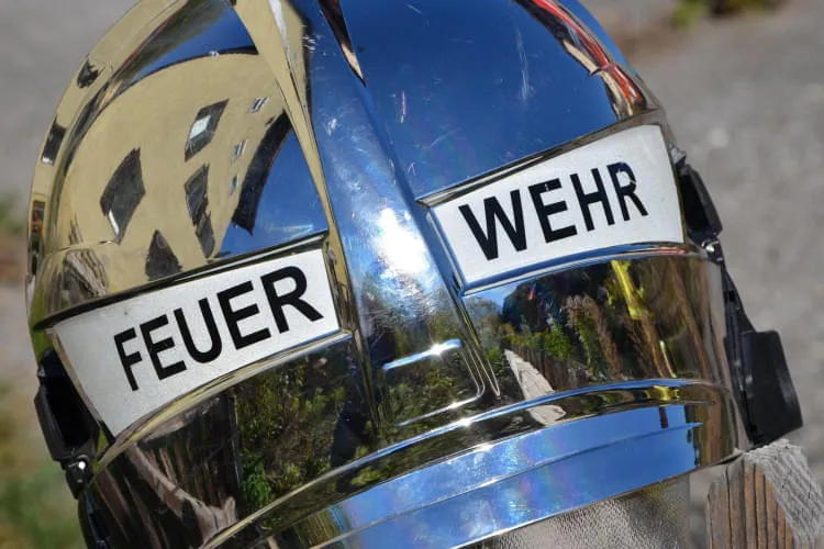 Person-eingeschlossen Person-eingeschlossen